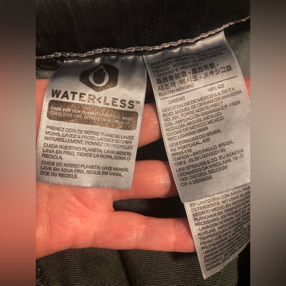 Levi’s jeans 40x32 - Picture 3 of 5